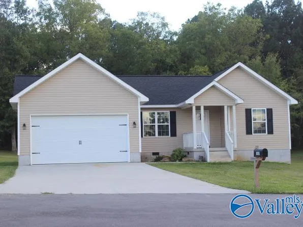 187 Peaceful Dr, Rainsville, AL 35986