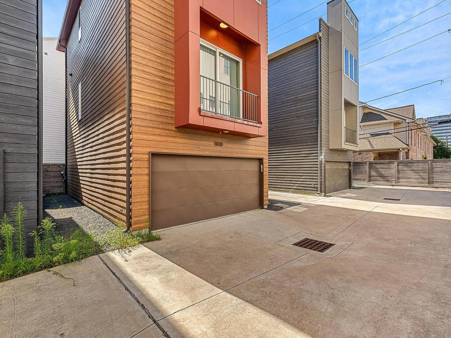 3 bed, 3.5 bath, 2146 sqft, $4,500 — Photo 4