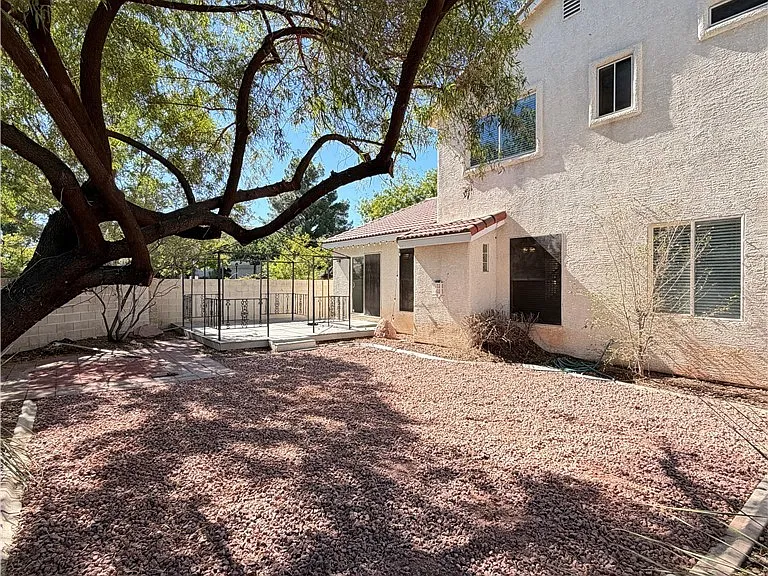 7851 Meandering Path Ave — Photo 29