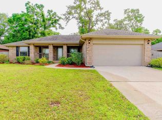 4700 Belvedere Cir, Pace, FL 32571