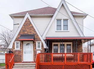 18 S Shirley St, Pontiac, MI 48342