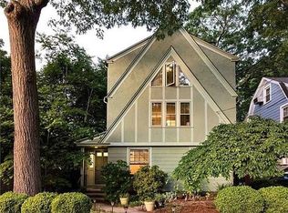 55 Wilkins St, Hamden, CT 06517