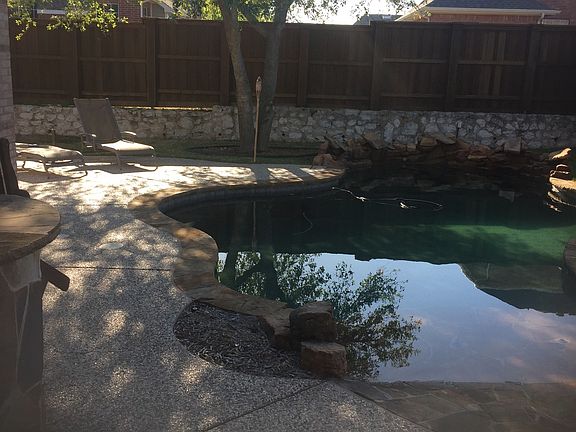 3rd image of 1019 Lauren Ln