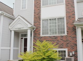 2308 Dawson Ln, Algonquin, IL 60102