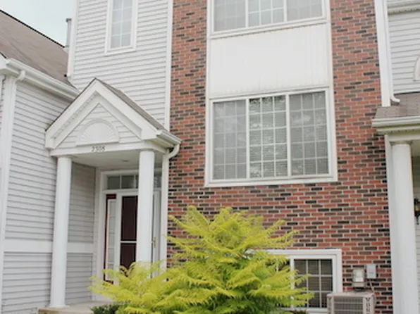 2308 Dawson Ln, Algonquin, IL 60102