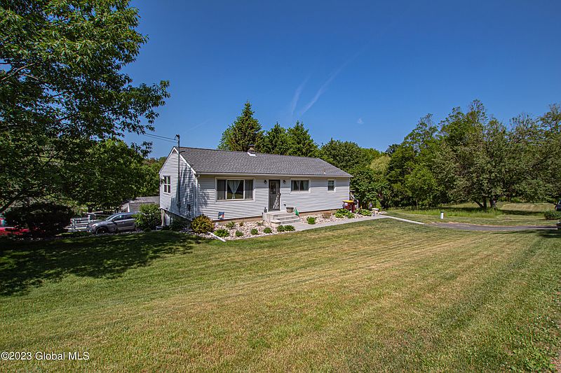 4th image of 14 Downey Road