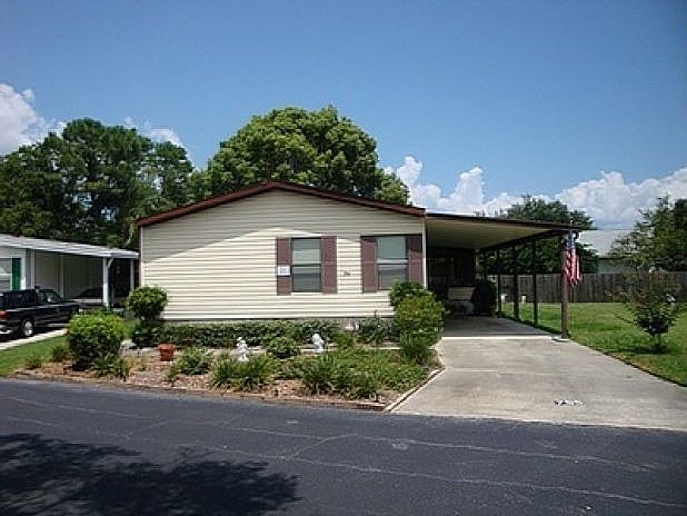 1st image of 795 Holly Hill Dr