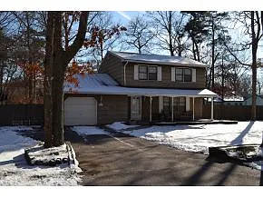 221 Veterans Blvd photo 1