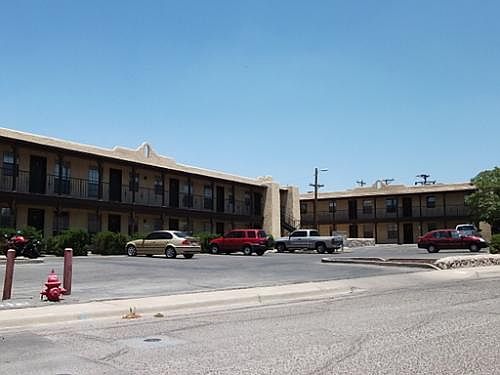 1st image of 1825 Thomas Dr APT B8