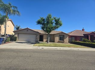 2106 W Liberty St, Hanford, CA 93230