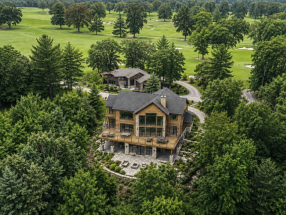 3rd image of 3003 Golfview Ln SW