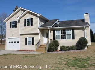 18 Daisy Ln, Villa Rica, GA 30180