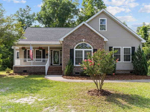 300 Sunnyvale Drive, Wilmington, NC 28412