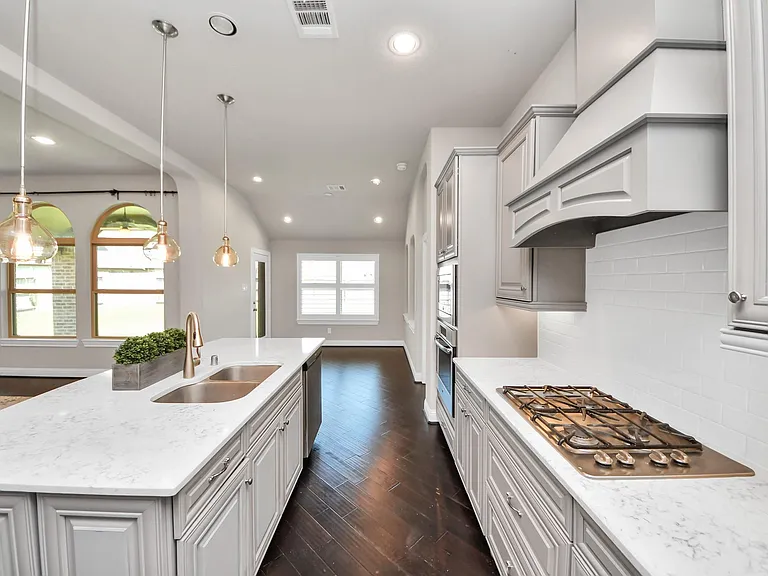 6243 Garden Lakes Ln — Photo 12