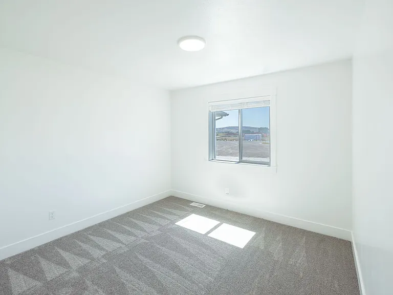 3711 Razor Cir — Photo 21
