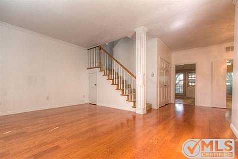5th image of 4325 Bellaire Dr S