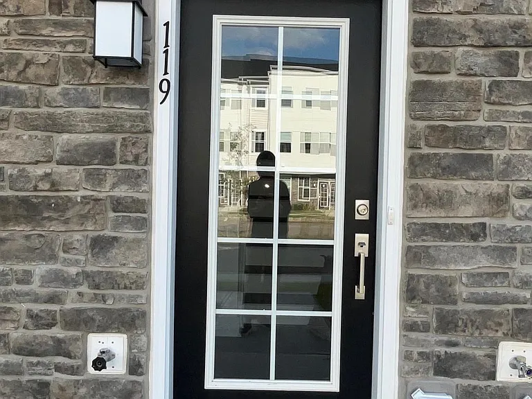 119 Stoutsburg Blvd — Photo 2
