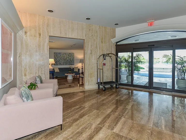 2600 N Flagler Dr #803 — Photo 11