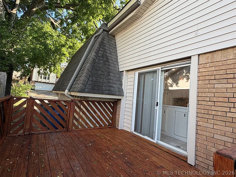 3925 E 60th Pl — Photo 11