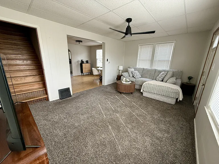 200 N Pine St #202 — Photo 5