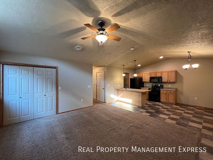 1st image of 3604 W 93rd St APT 1