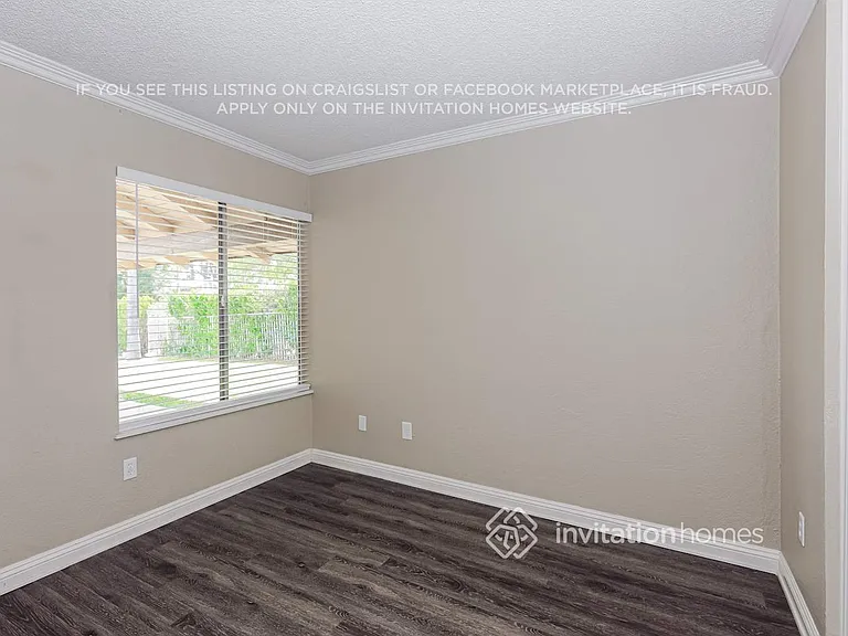 2155 E Alondra St — Photo 11