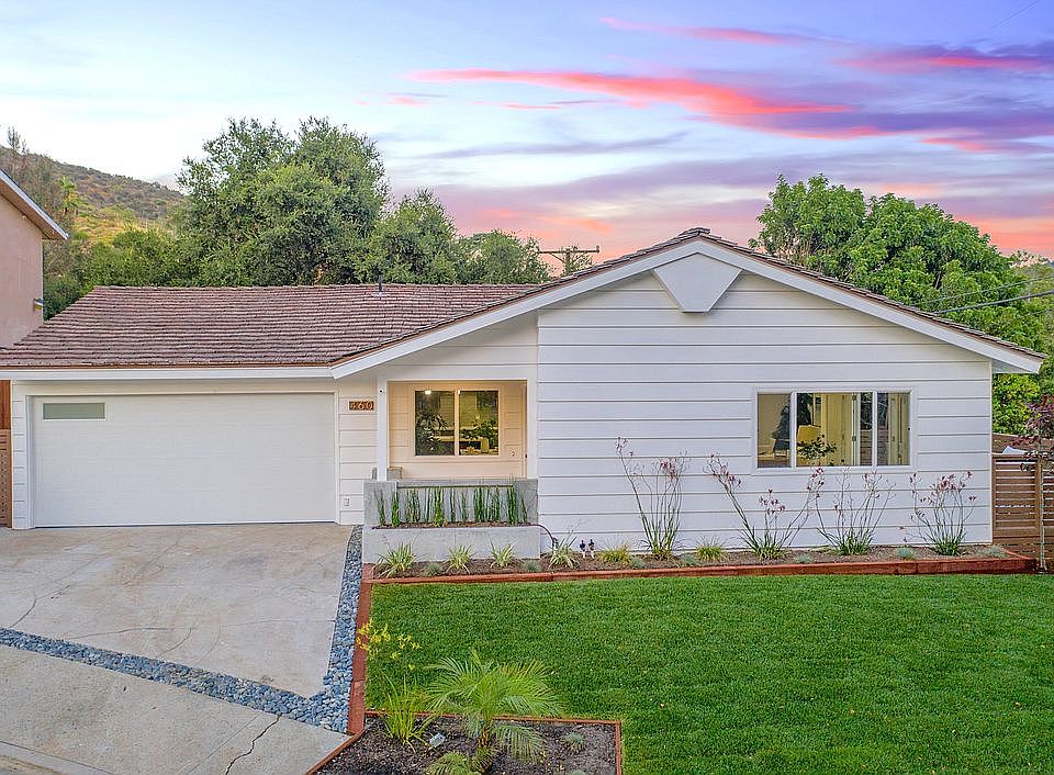 1st image of 460 Mount Carmel Dr