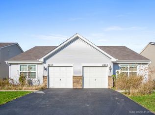 2612 Hearthstone Dr, Hampshire, IL 60140