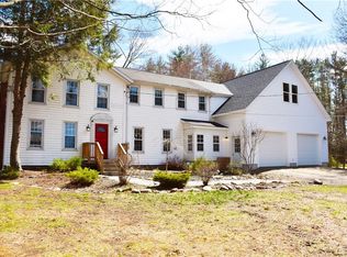 94 Johnson Rd, Bernhards Bay, NY 13028