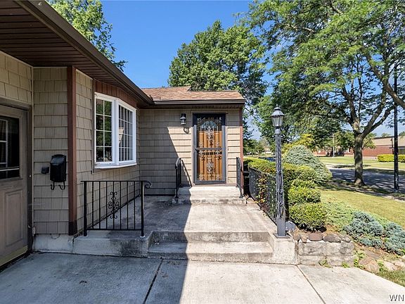 5th image of 52 Ralston Ave