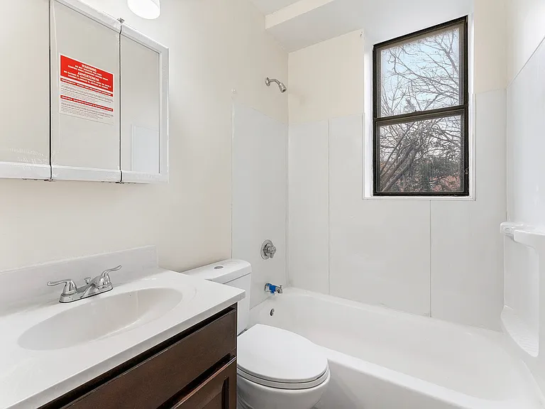 Haverford Apartments — Photo 4