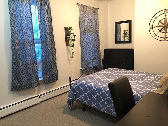 5th image of 32 Jewett Ave #1A