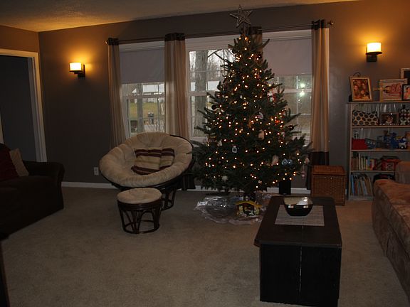 living room-2nd view