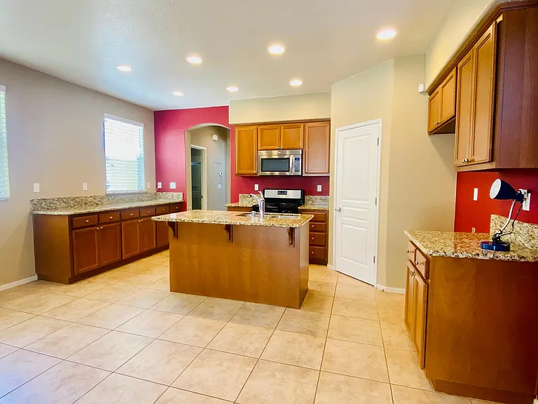 16872 Pecan Hollow Way — Photo 5
