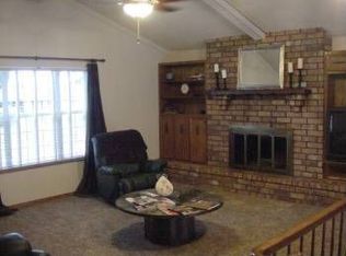 2518 Highland Blvd, Nederland, TX 77627