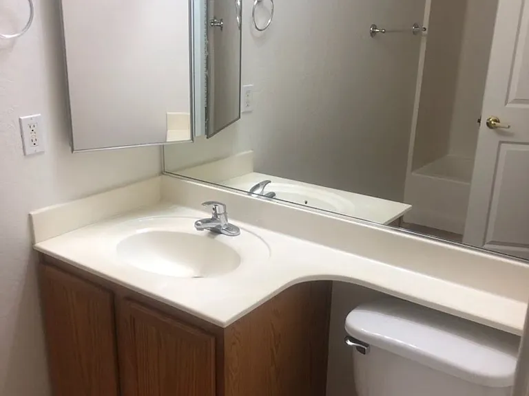 Bella Rosa Apartments — Photo 90