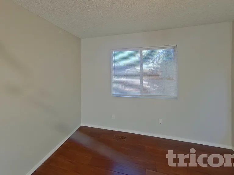 656 Golden Eagle Dr — Photo 3