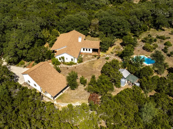 17840 HELOTES SPRINGS RD, Helotes, TX 78023