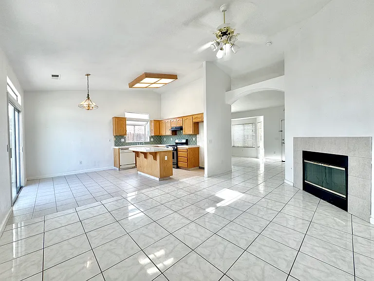 2561 Goldeneye Dr — Photo 11