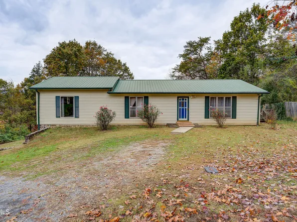 135 Walnut Dr, Rogersville, TN 37857