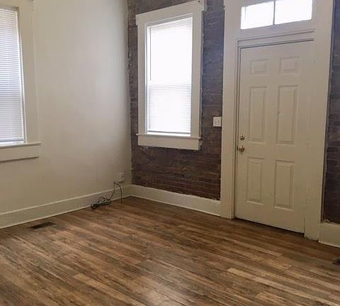 2nd image of 7803 Pennsylvania Ave
