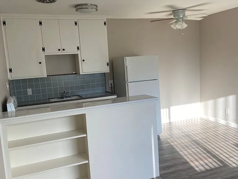 106-110 Natoma St #112 — Photo 2