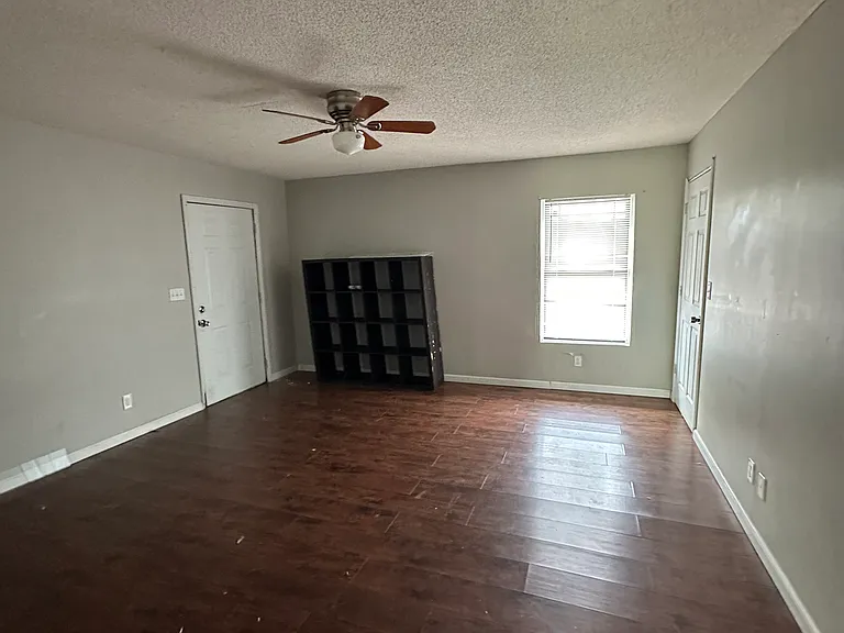 1500 Keeble St #C — Photo 4