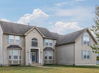 8 Francesca Ln, Jackson, NJ 08527