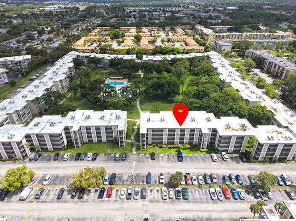 2998 NW 48th Terrace #434, Lauderdale Lakes, FL 33313