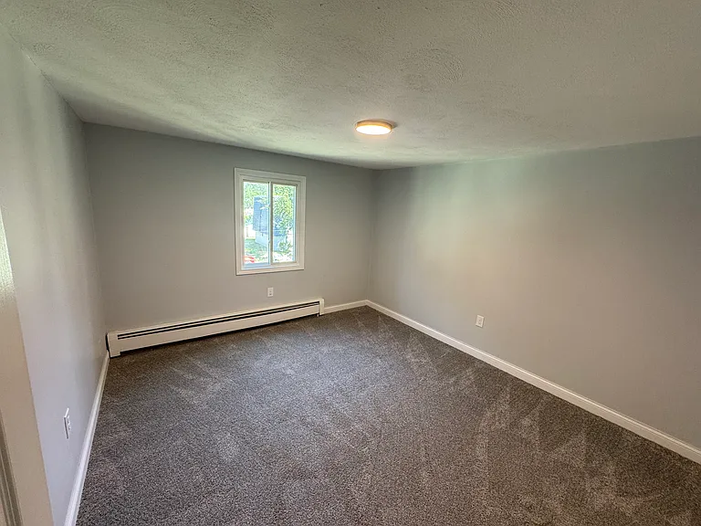 Lake Street Apartments — Photo 8