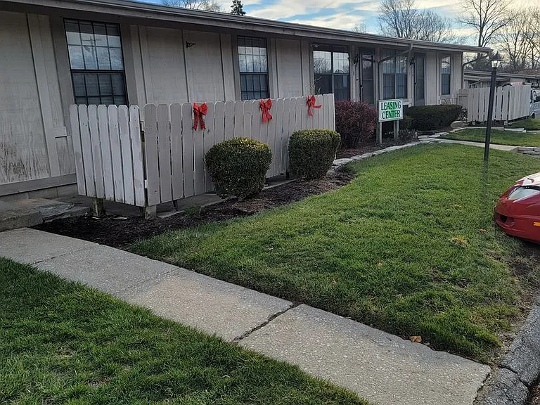 Greenleaf Apartments — Photo 10