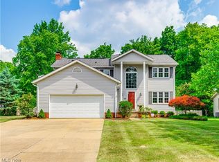 2895 Daisybrook St NW, North Canton, OH 44720