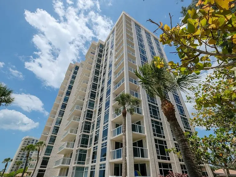2425 Gulf Of Mexico Dr #7B — Photo 19