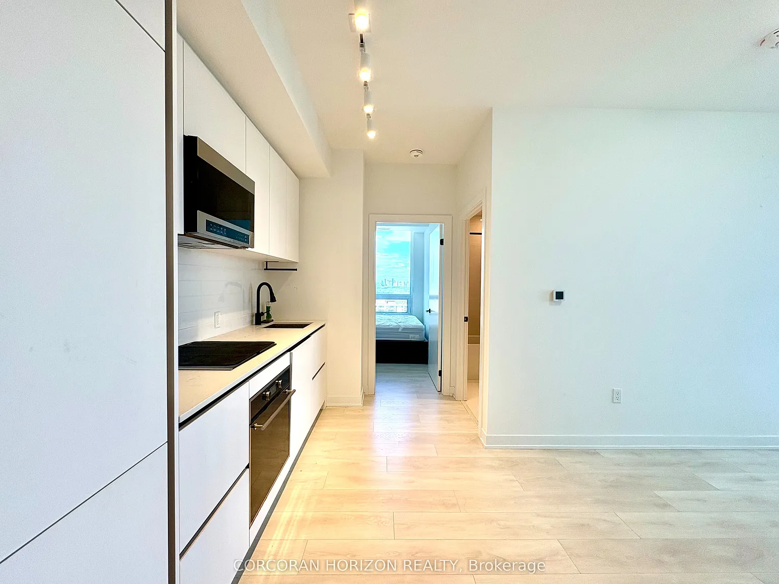 2 bed, $2,500 — Photo 3